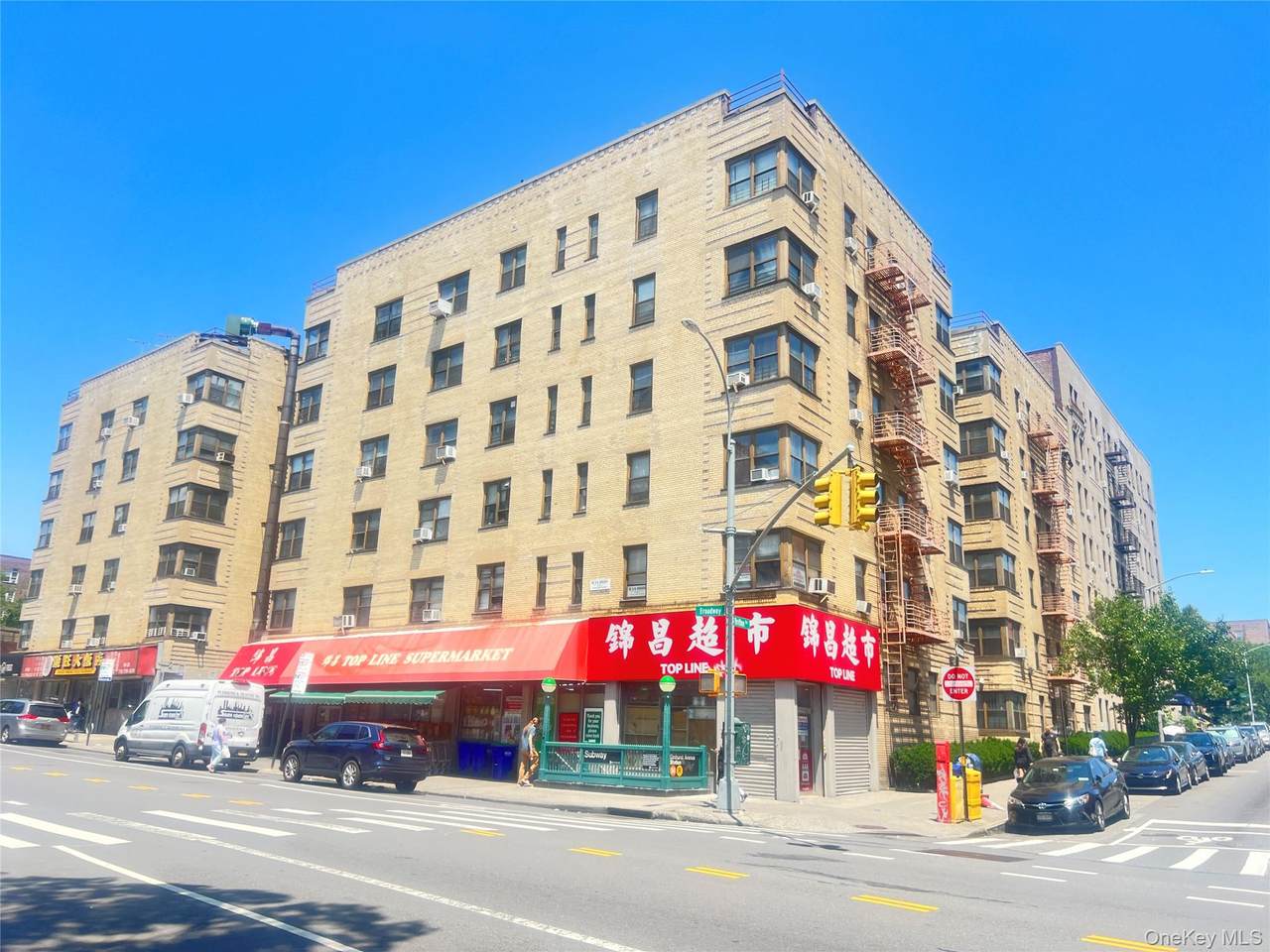 82-01 Britton Avenue - Photo 1