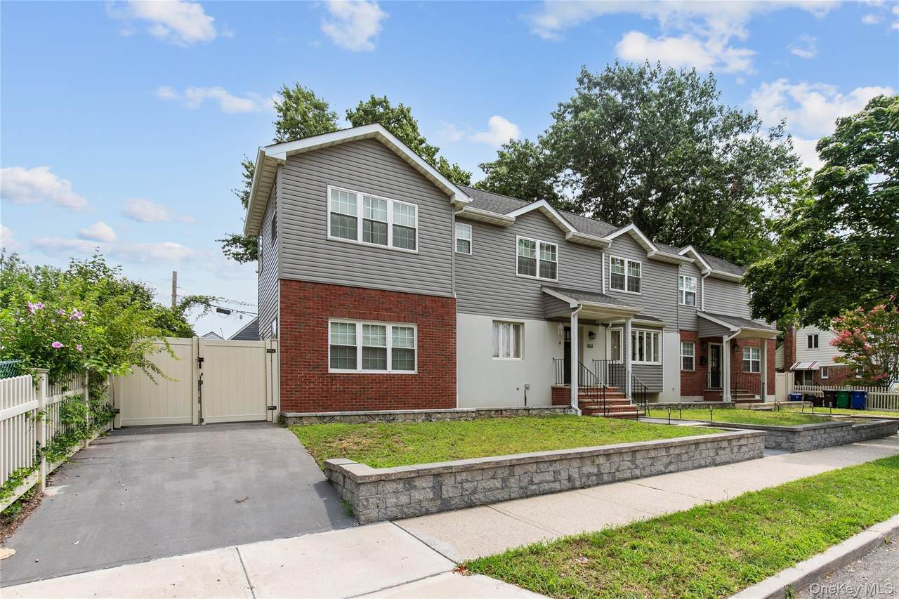 8015 Little Neck Parkway - Photo 1