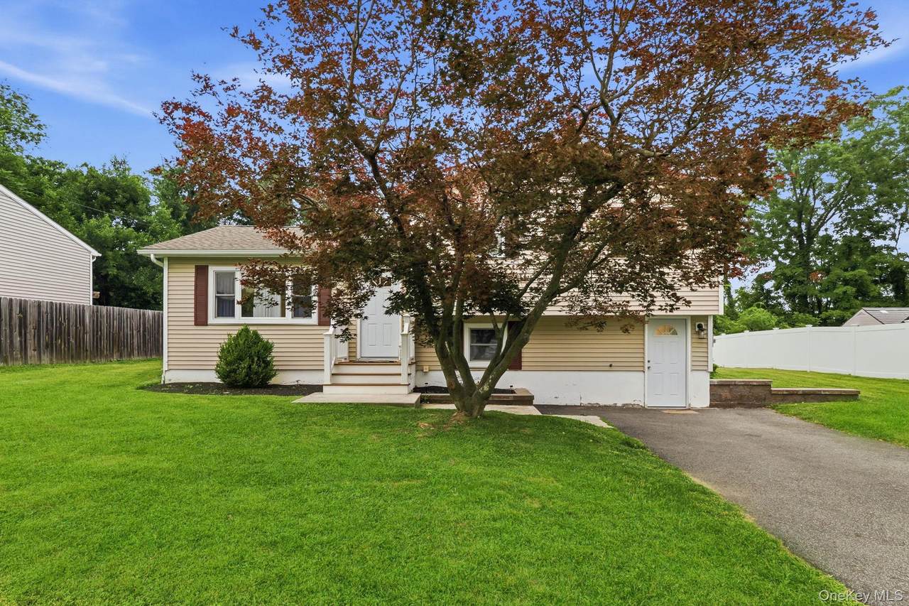 47 Riverview Drive - Photo 1
