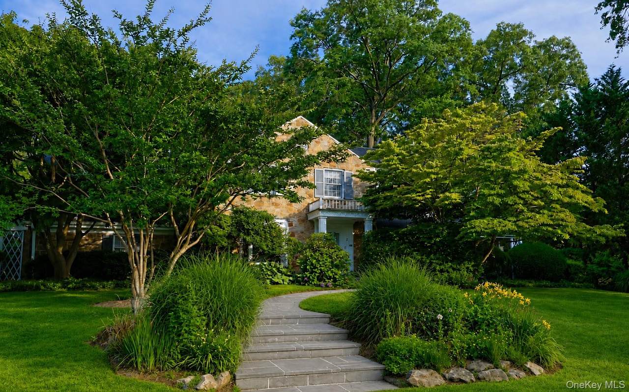 2 Woods Road - Photo 1
