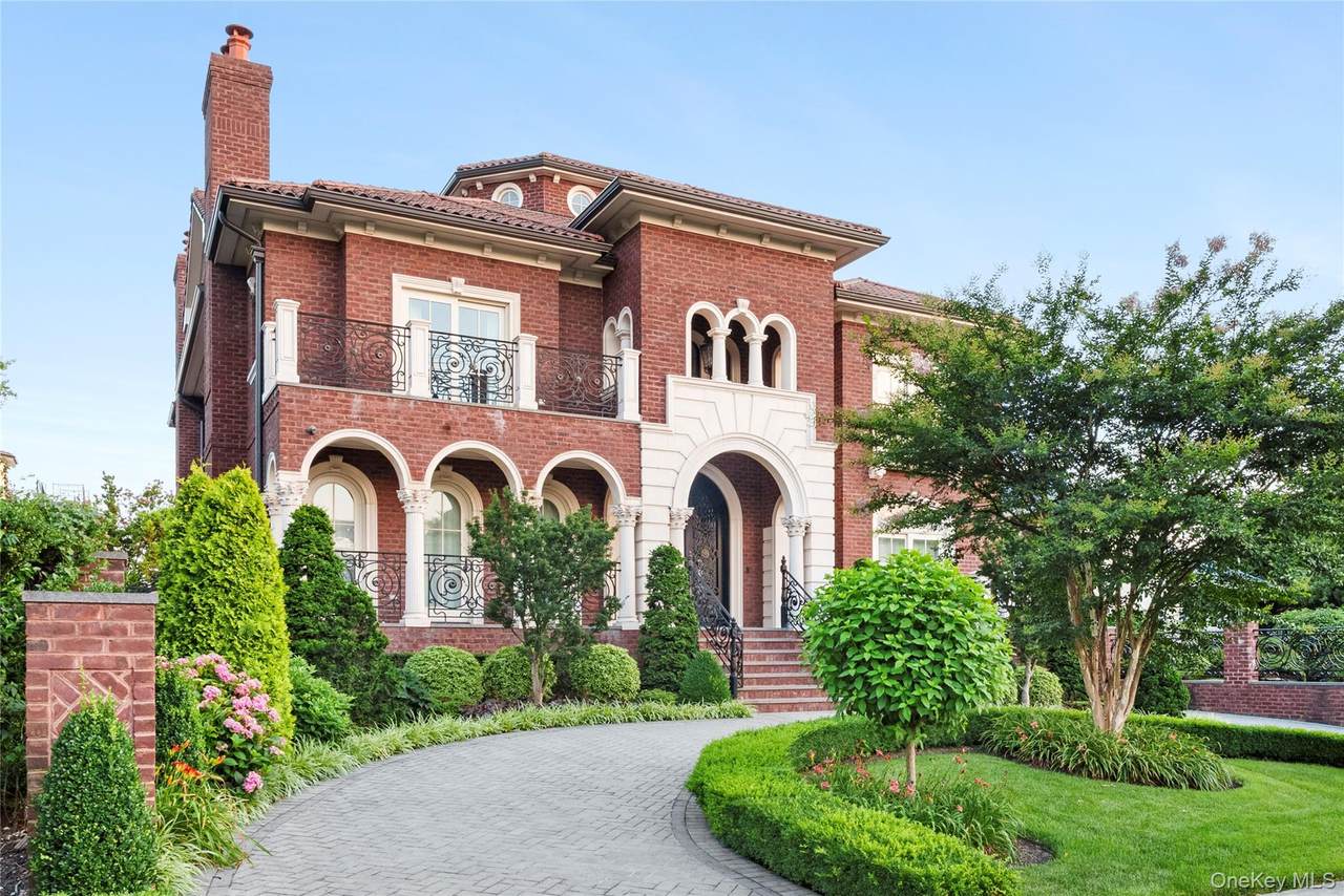 18 Boulevard - Photo 1
