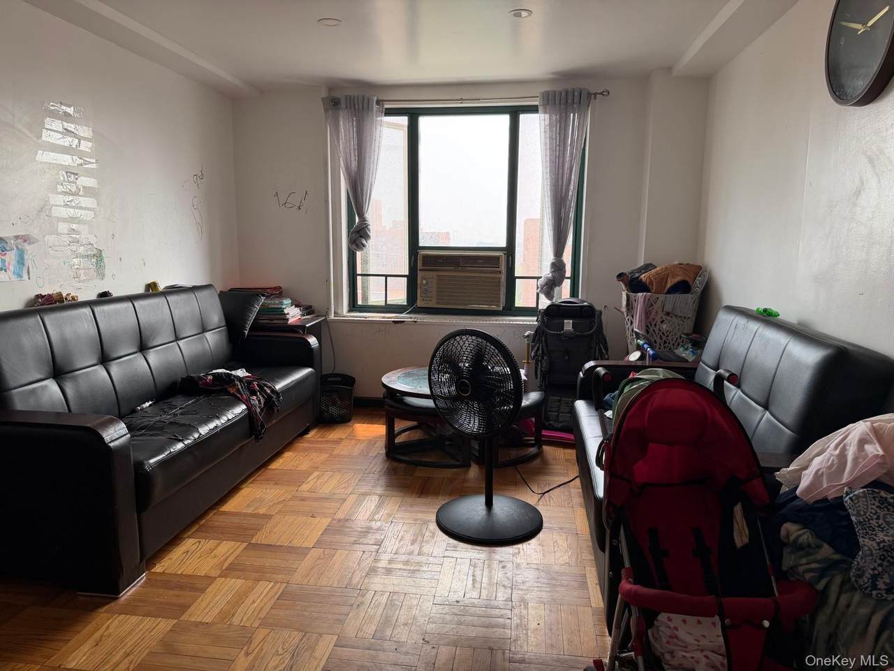 1605 Metropolitan Avenue - Photo 1