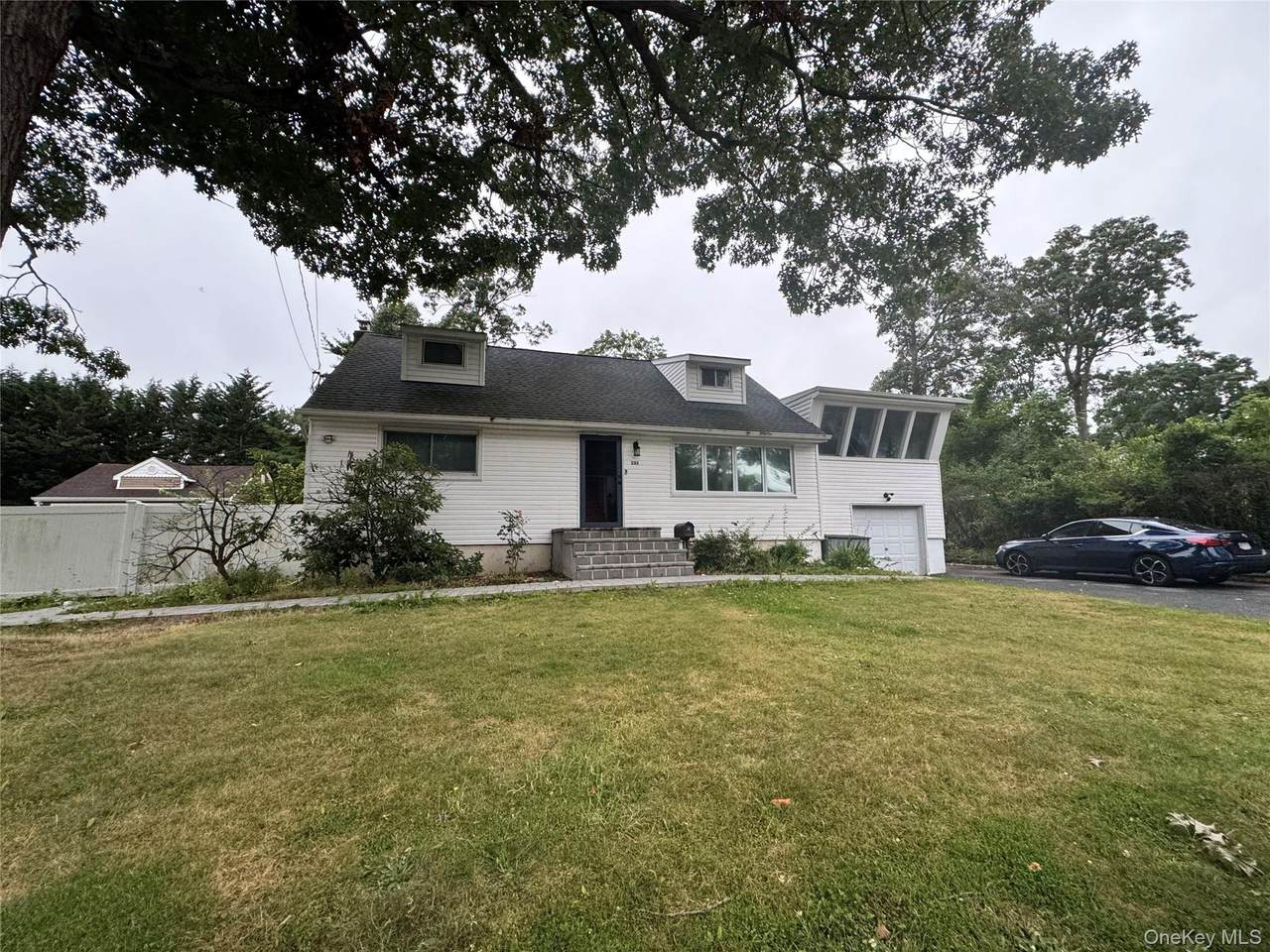 233 15th Street - Photo 1