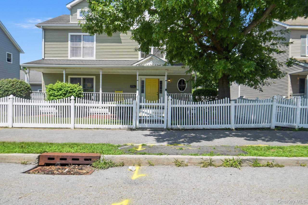 37 Cedar Street - Photo 1