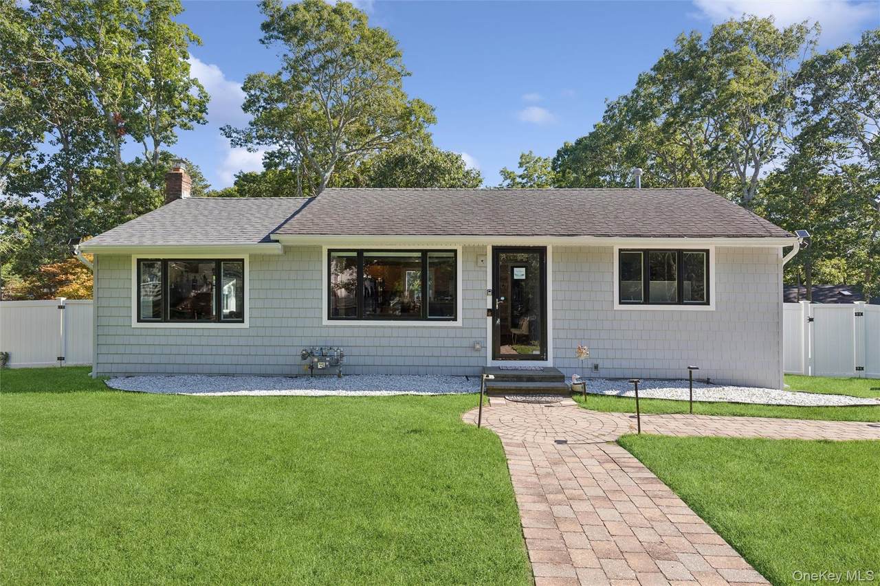 27 Atlantic Avenue - Photo 1