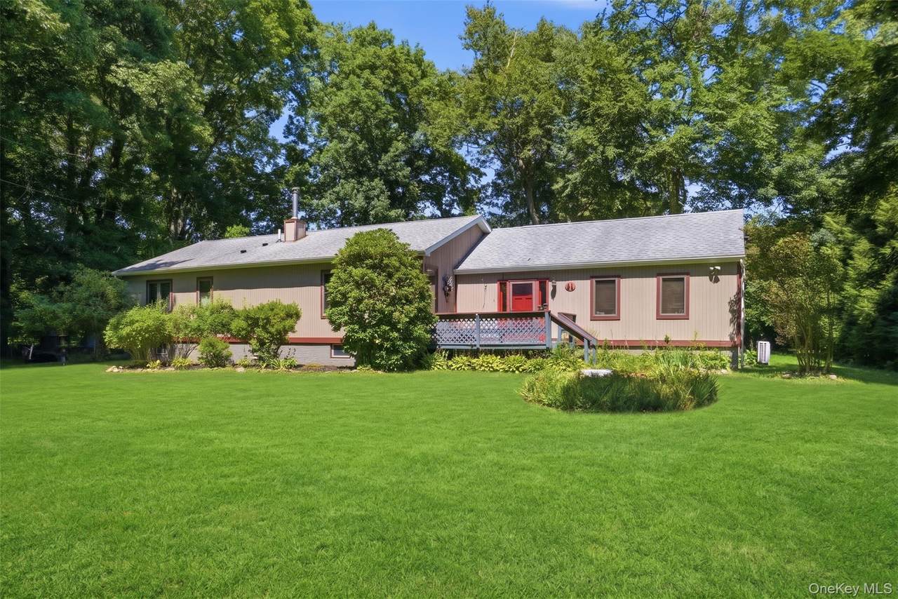 41 Penny Lane - Photo 1