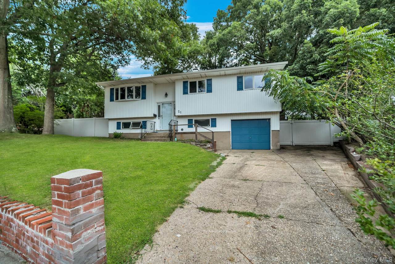 21 University Drive - Photo 1