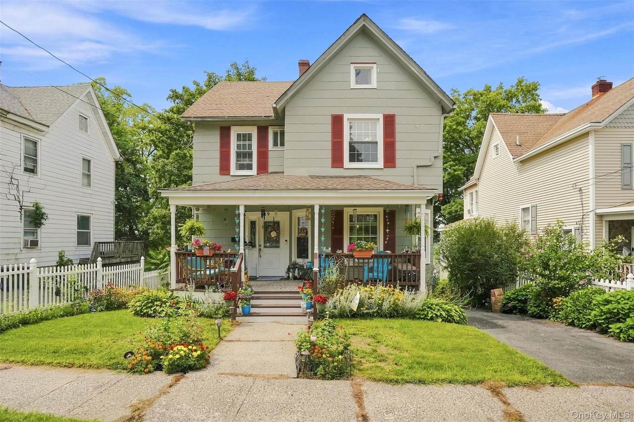 49 Gladstone Avenue - Photo 1