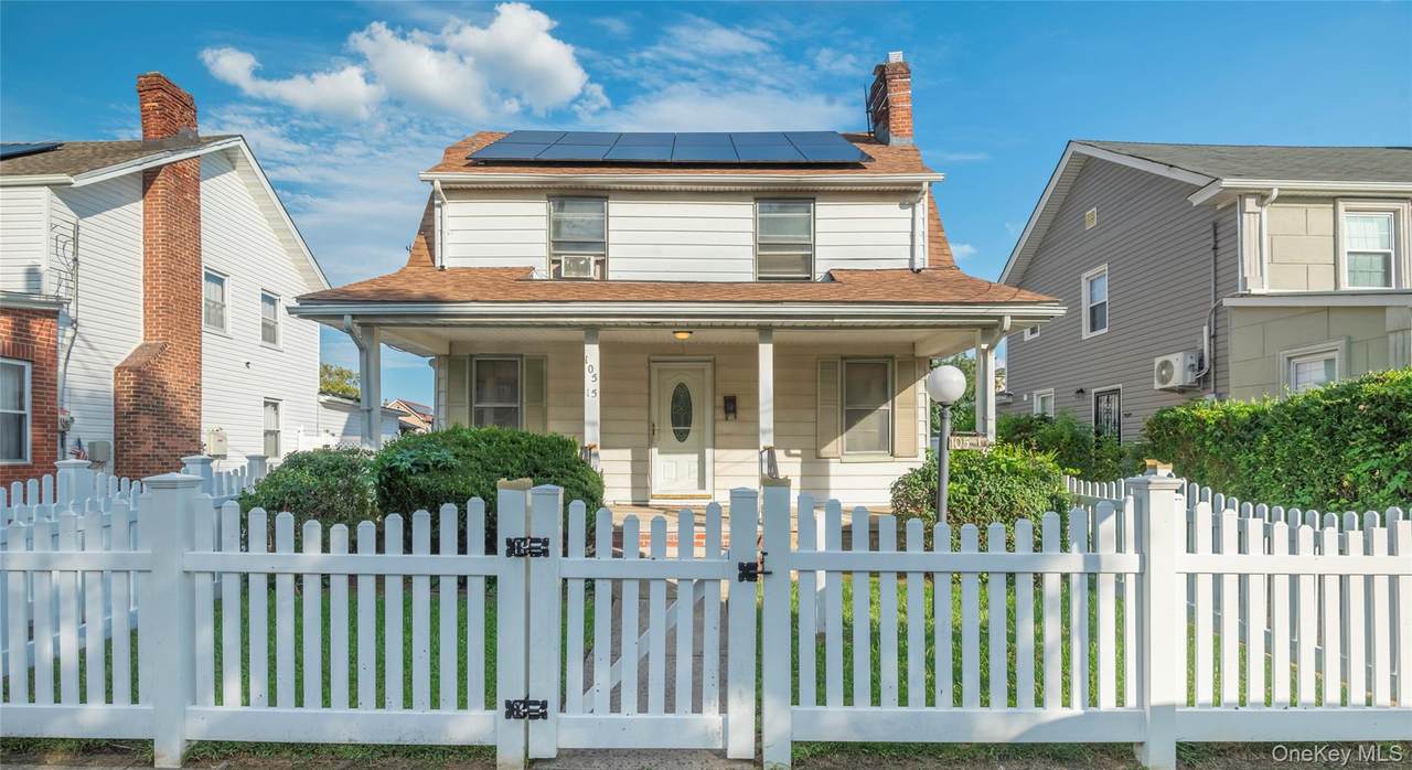 10515 220TH Street - Photo 1