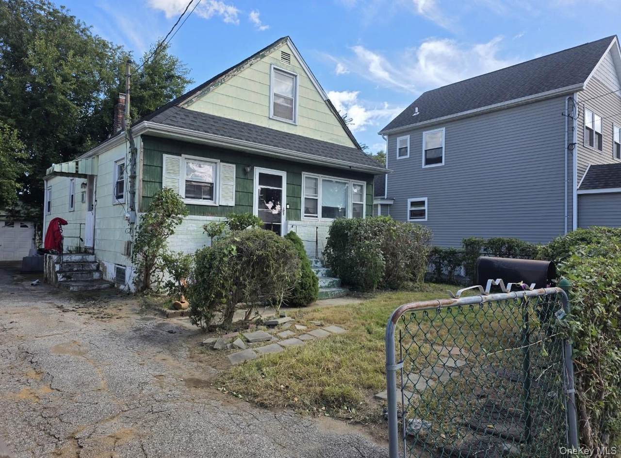 283 Doherty Avenue - Photo 1