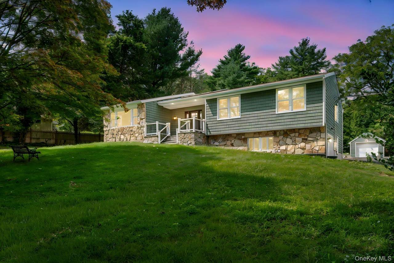40 Lakeside Drive - Photo 1
