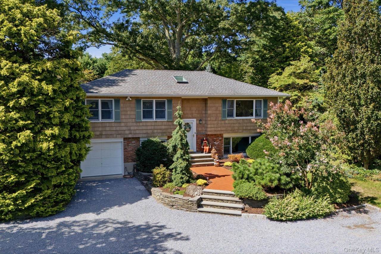772 Pulaski Road - Photo 1