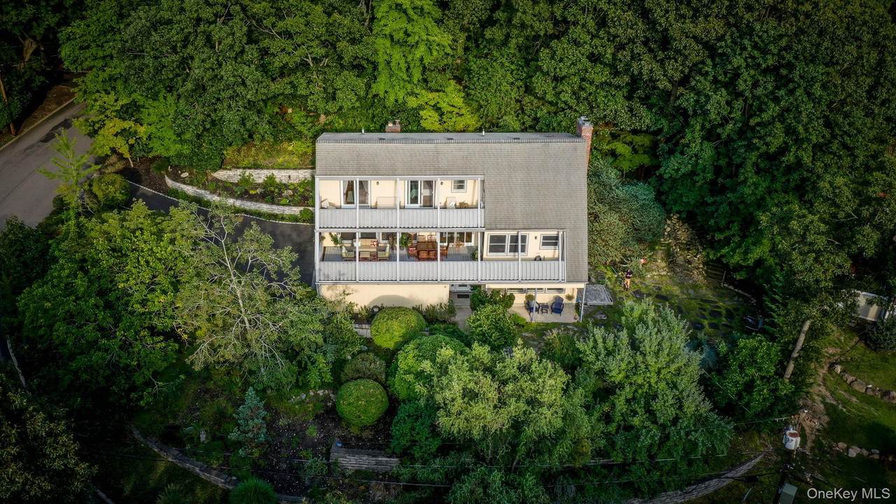 4 Hill Dale Avenue - Photo 1