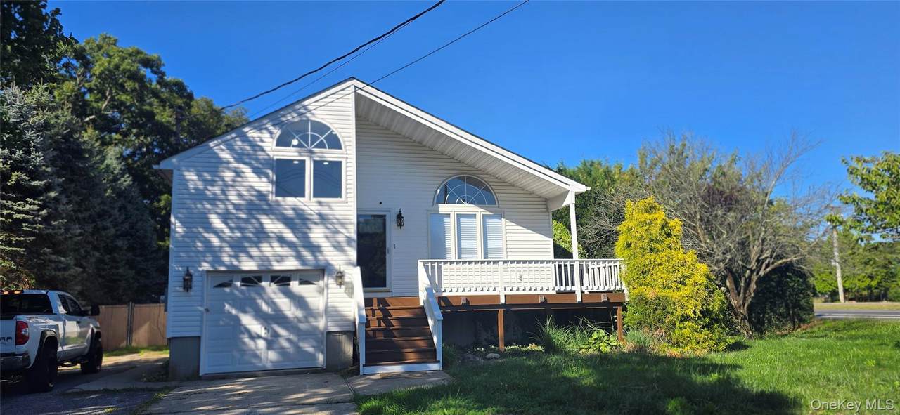 107 Parkview Drive - Photo 1