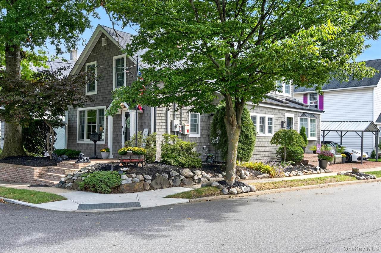 236 Lewis Avenue - Photo 1