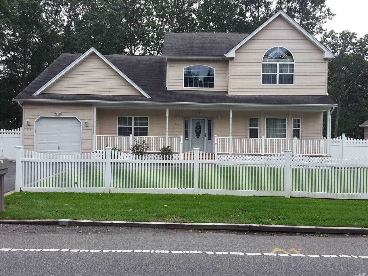 L-6 Bridgeport Avenue - Photo 1