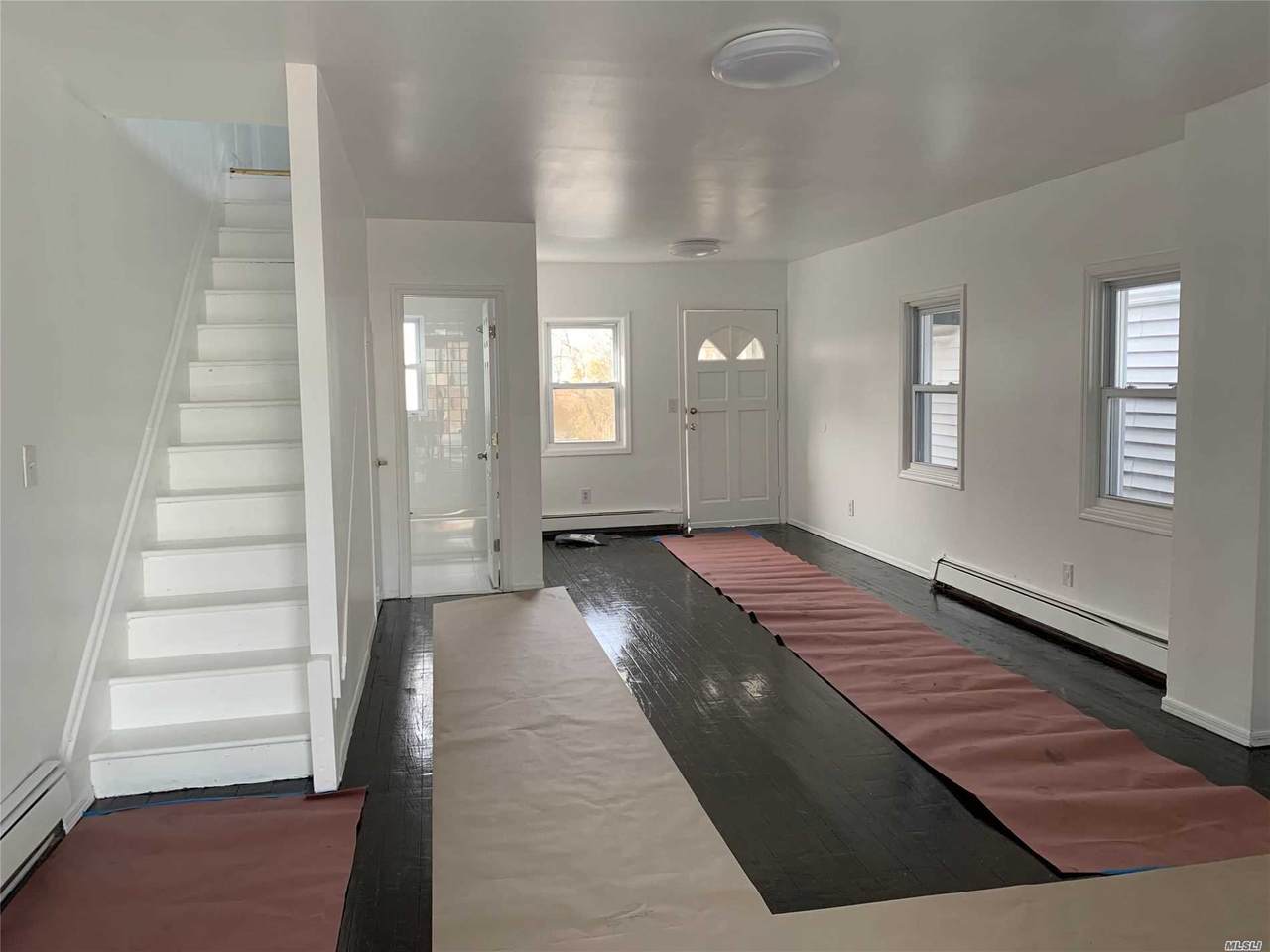 102-18 Russell Street - Photo 1