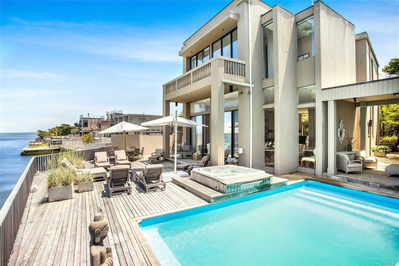 242 Bay Walk - Photo 1