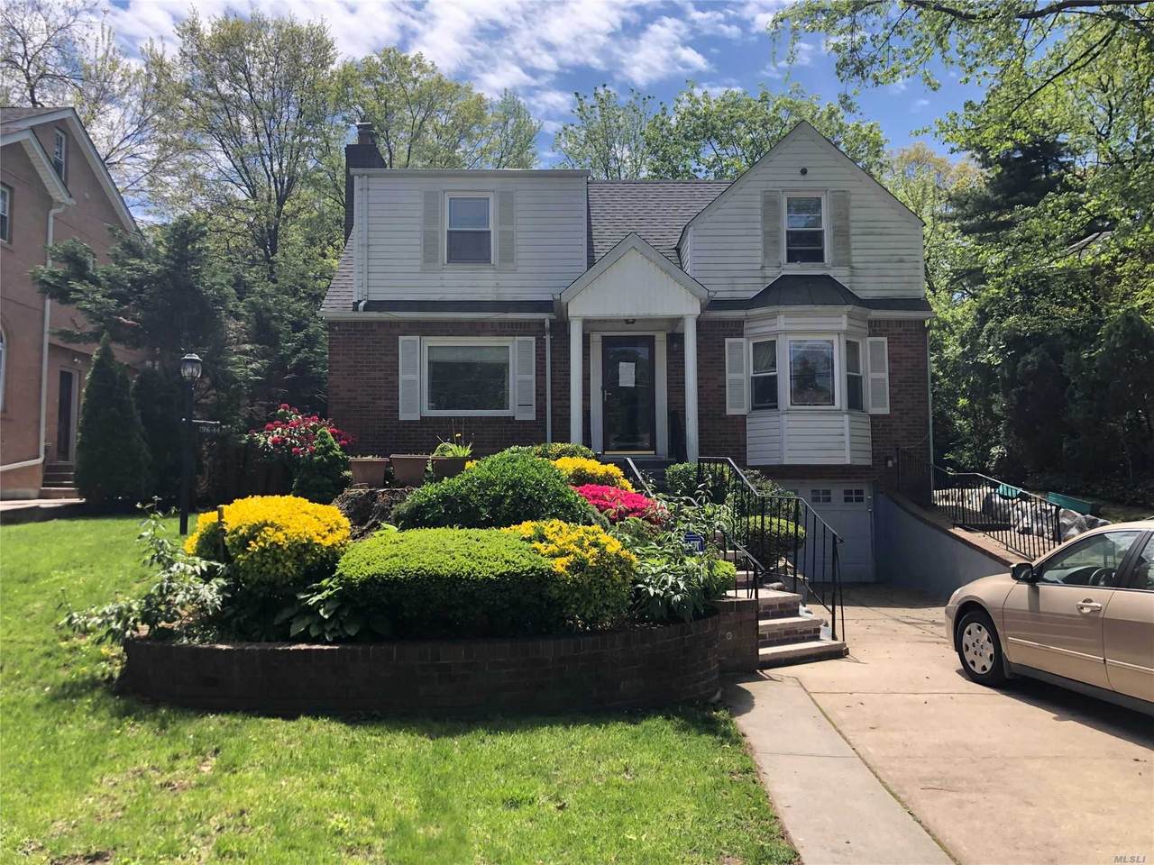 196-14 Mclaughlin Avenue - Photo 1