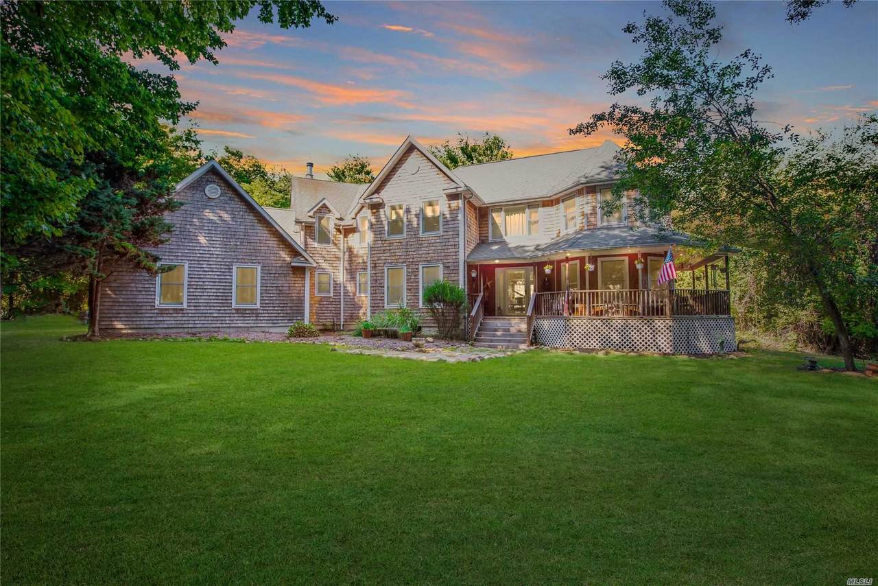 693 Short Beach Road - Photo 1