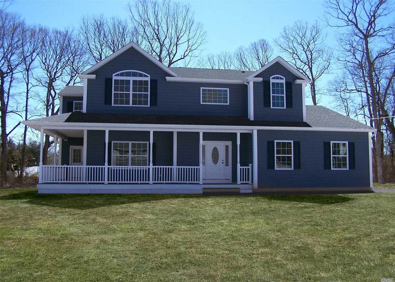 Evergreen Avenue - Photo 1