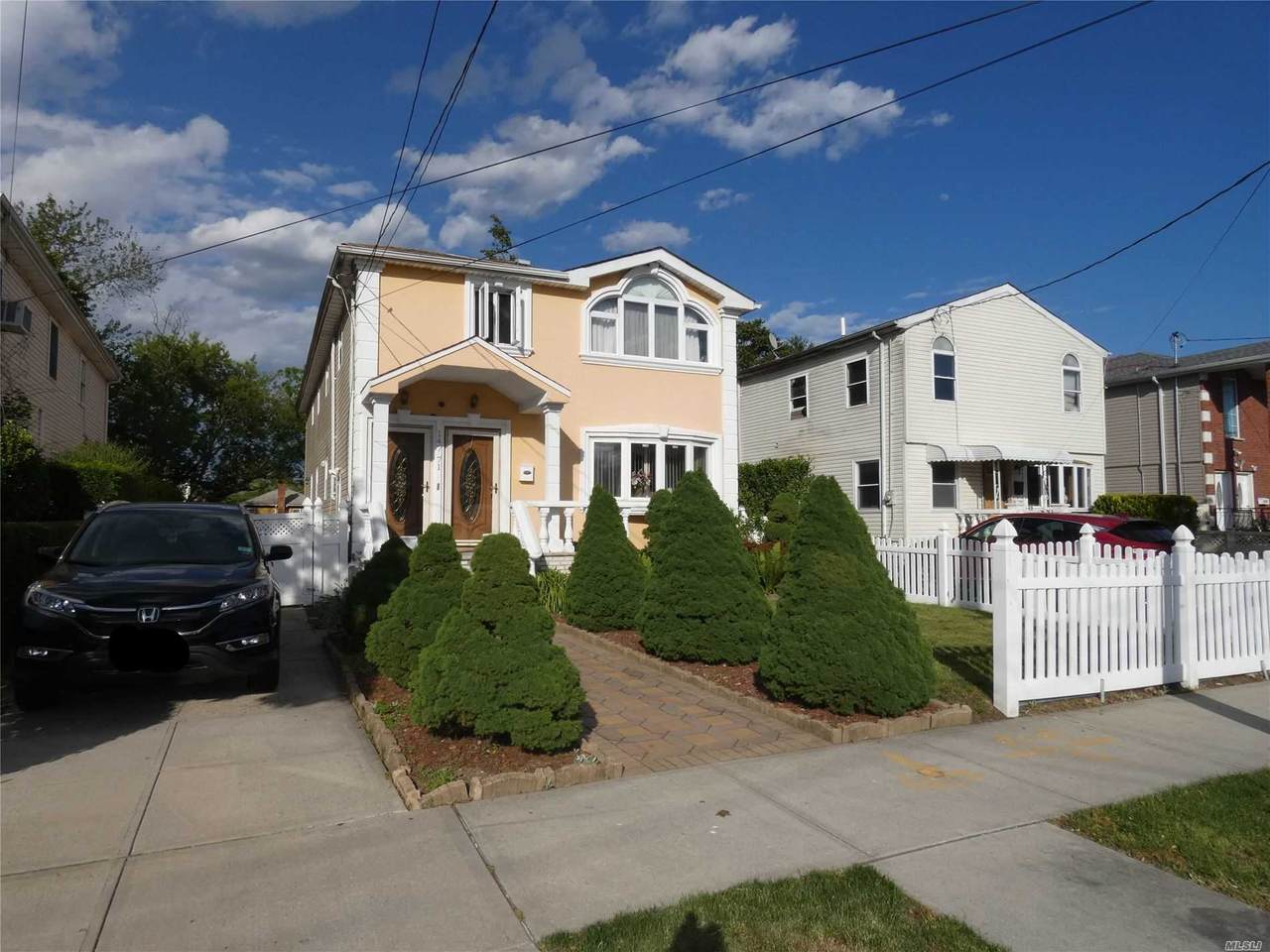 147-71 Edgewood Street - Photo 1