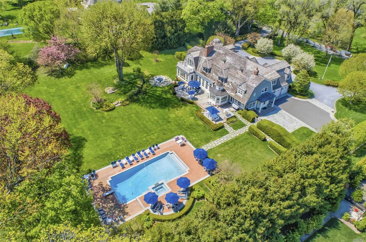 7 White Gate Drive - Photo 1