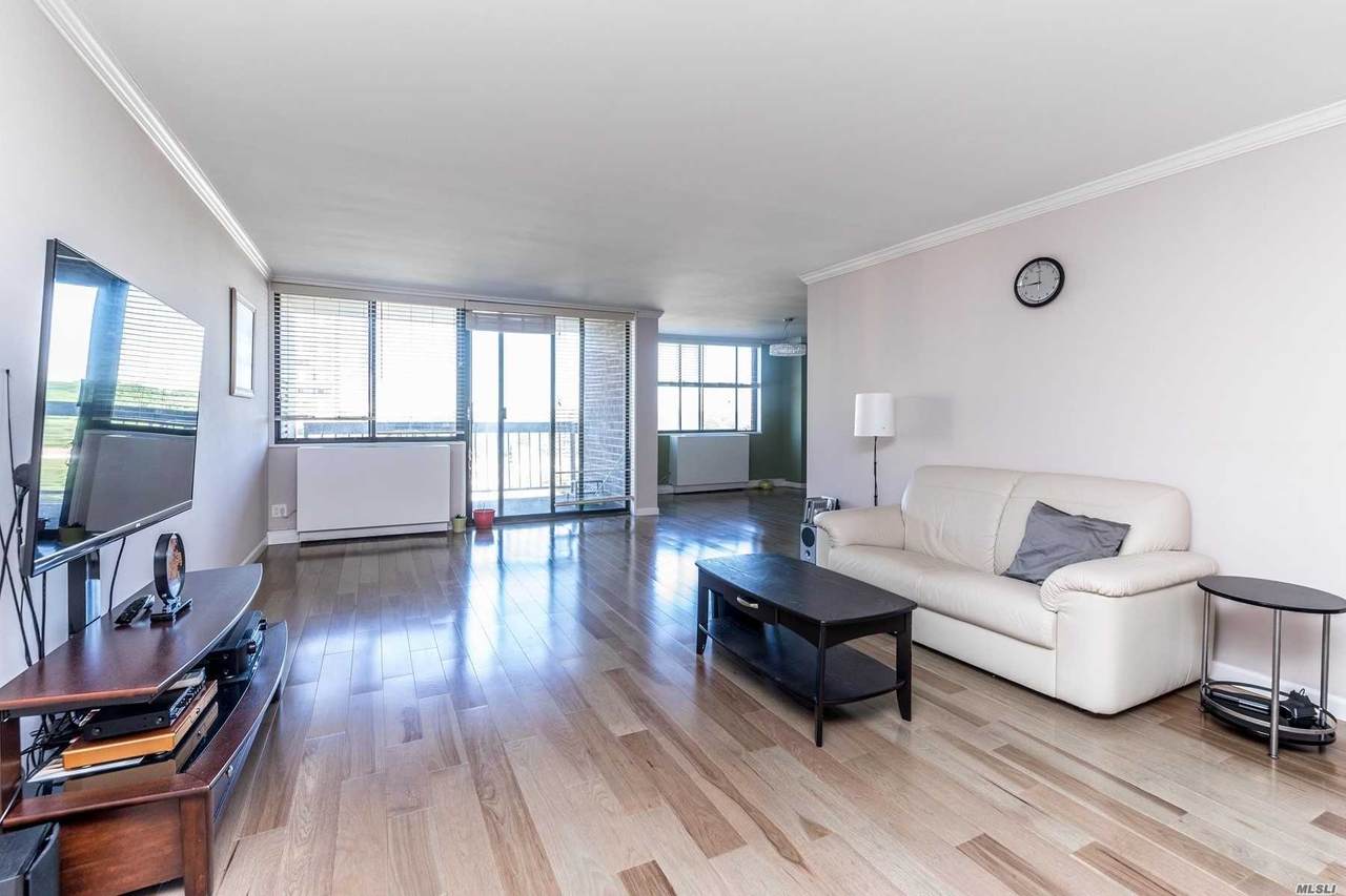 2 Bay Club - Photo 1