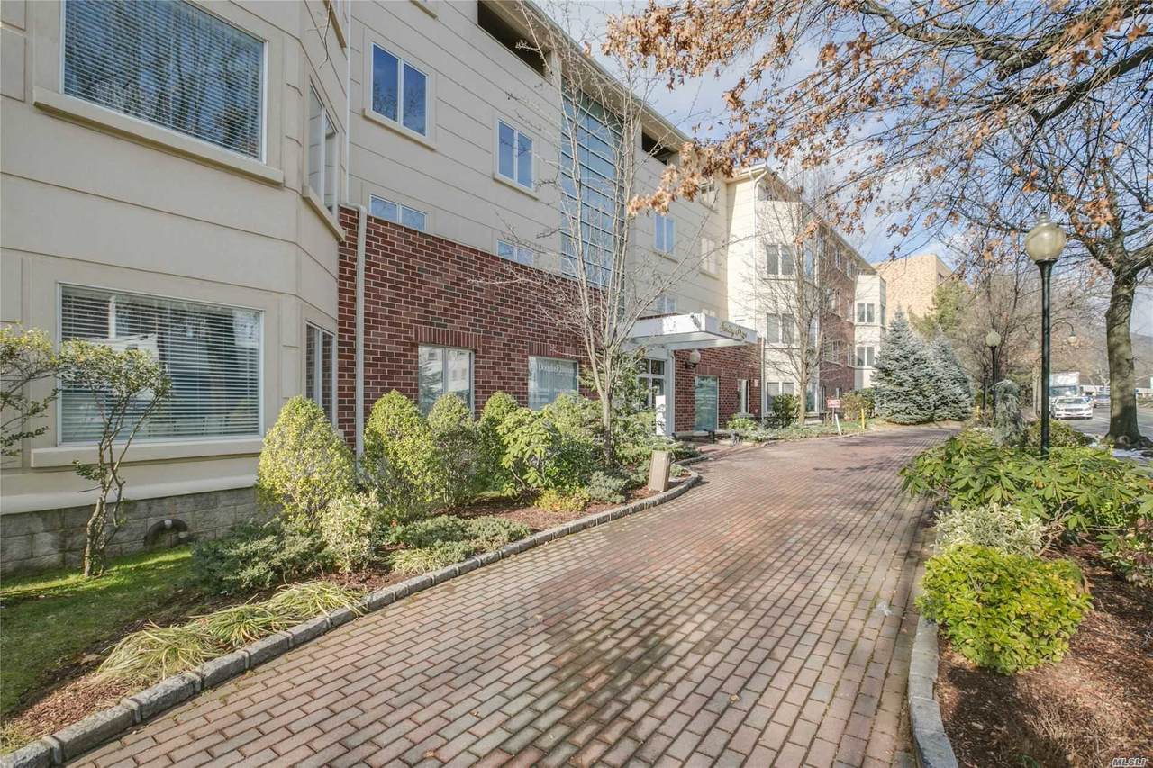 171 Great Neck Road - Photo 1