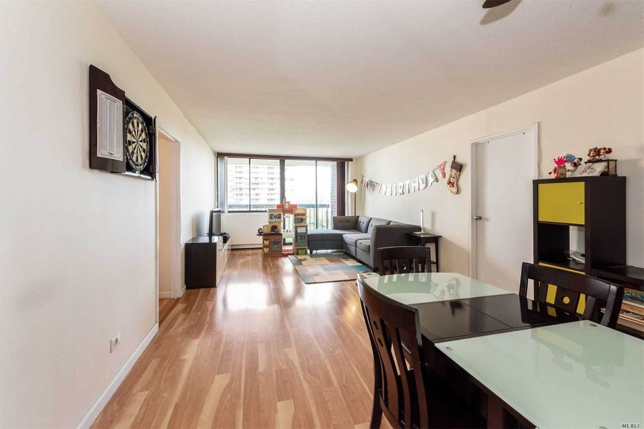 2 Bay Club Drive - Photo 1