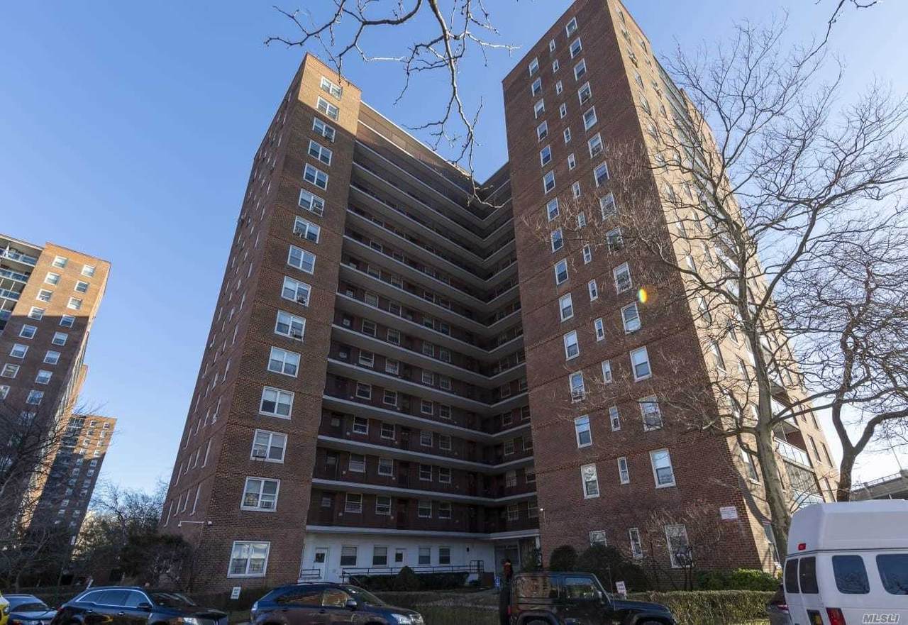 97-10 62 Drive - Photo 1