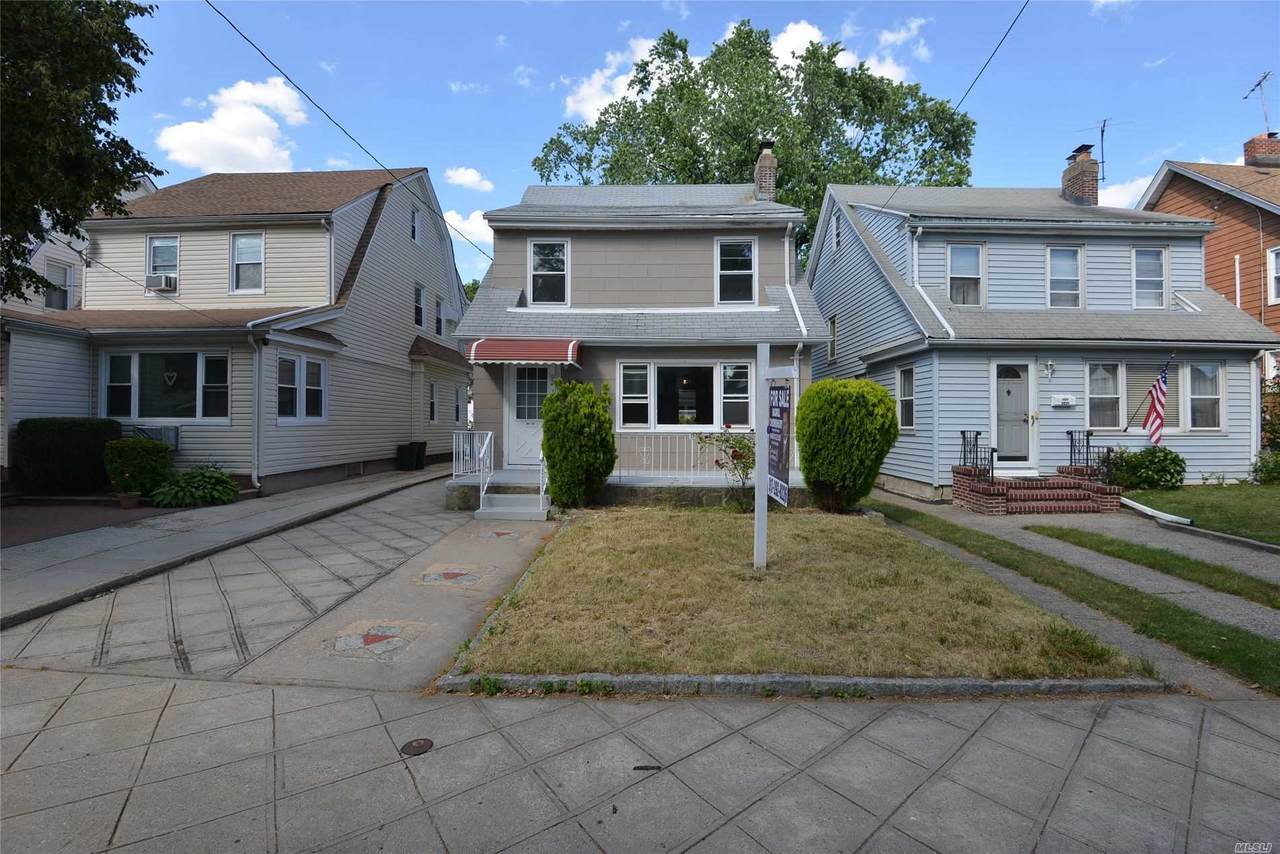 92-35 218 Street - Photo 1
