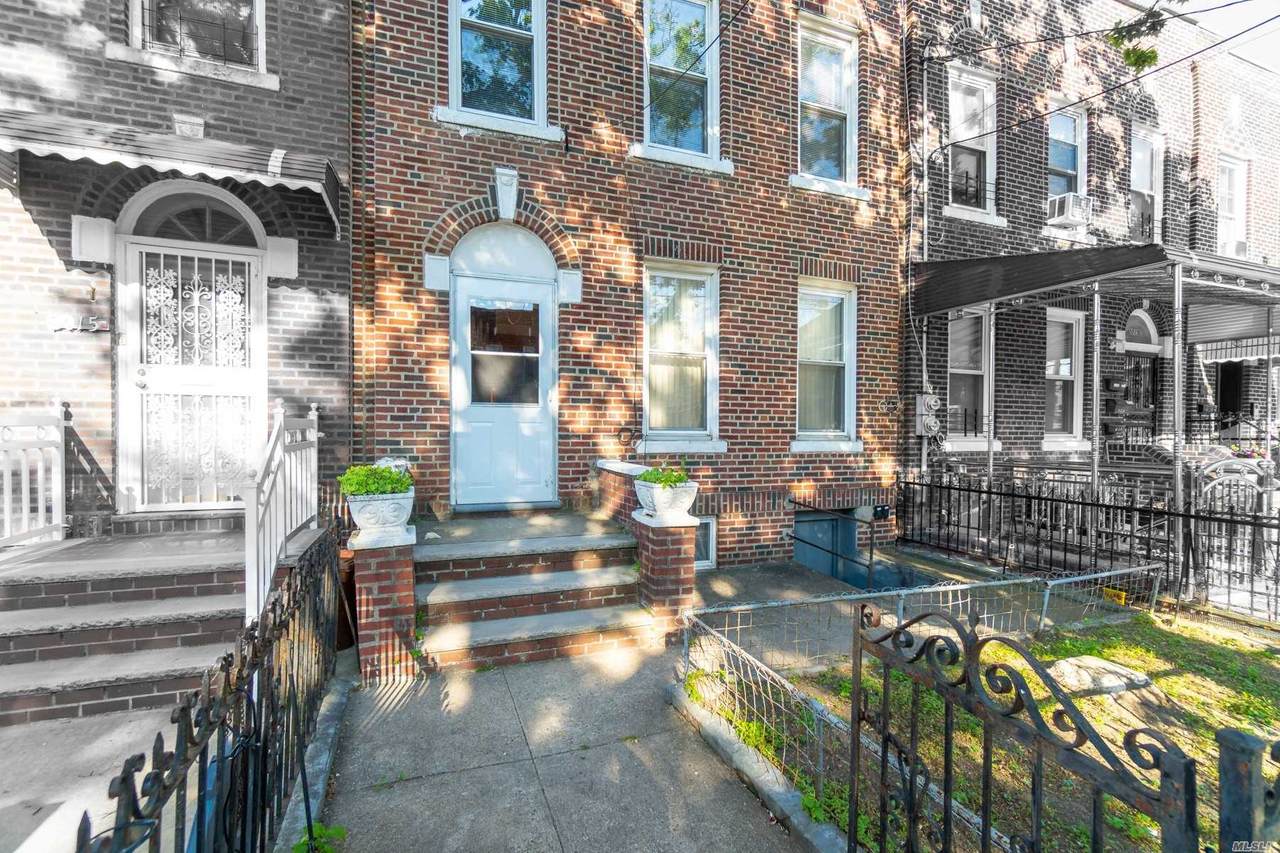 2017 West 13 Street - Photo 1
