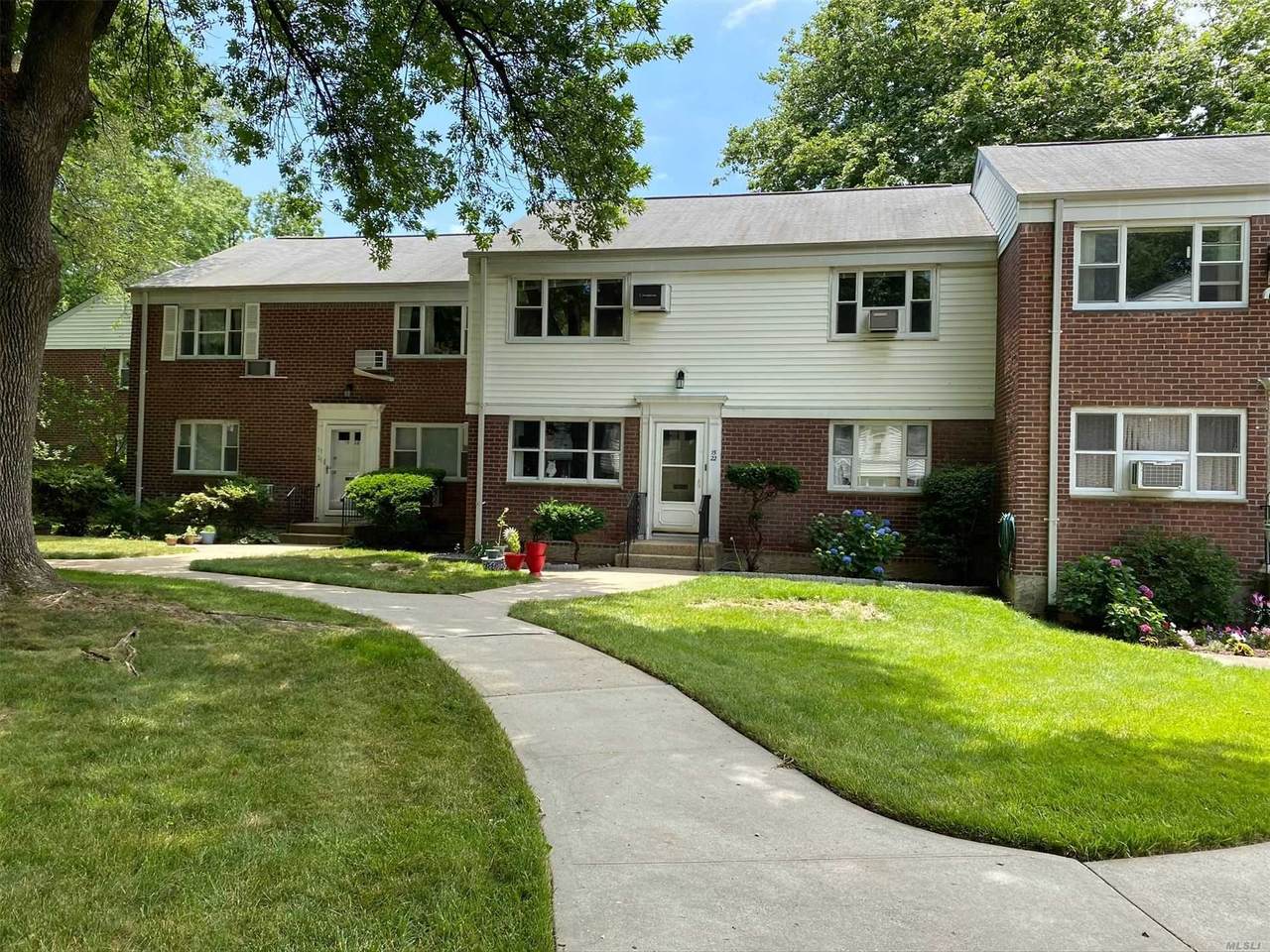 15-22 212 Street - Photo 1