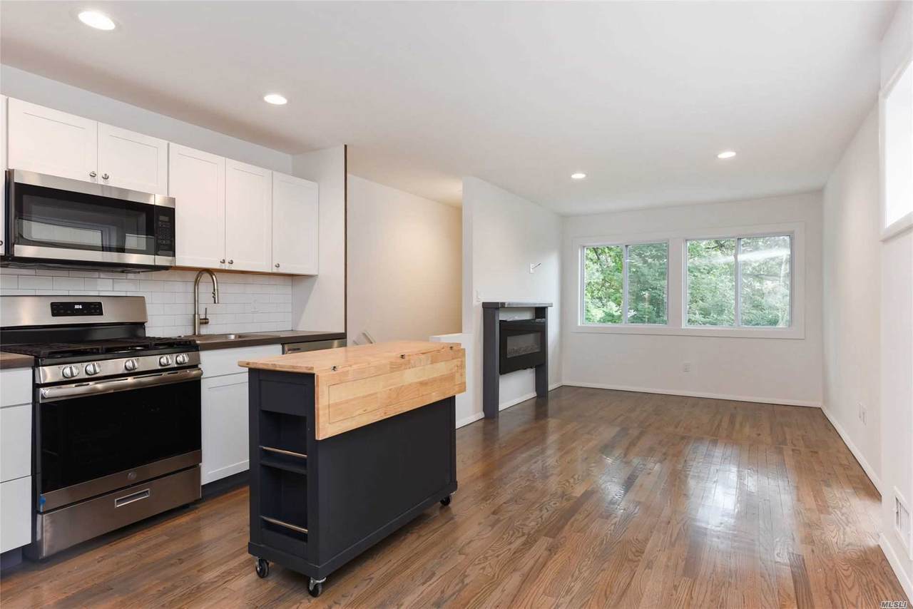 60 Marwood Road - Photo 1