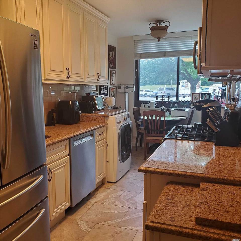 26910 Grand Central Parkway - Photo 1