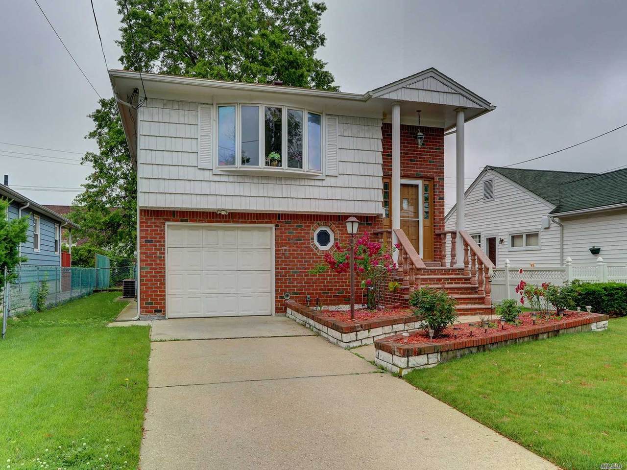 54 Bregman Avenue - Photo 1