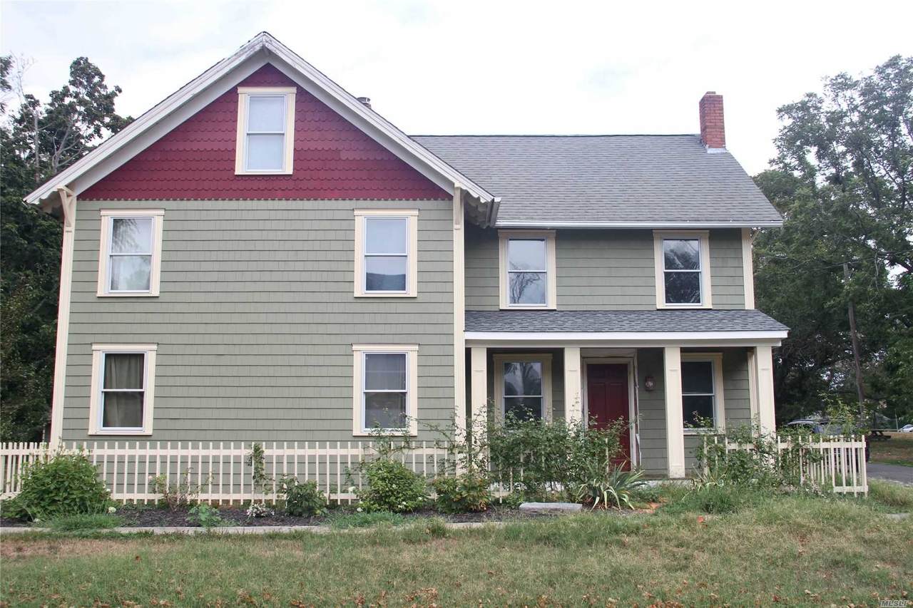 16615 New Suffolk Avenue - Photo 1
