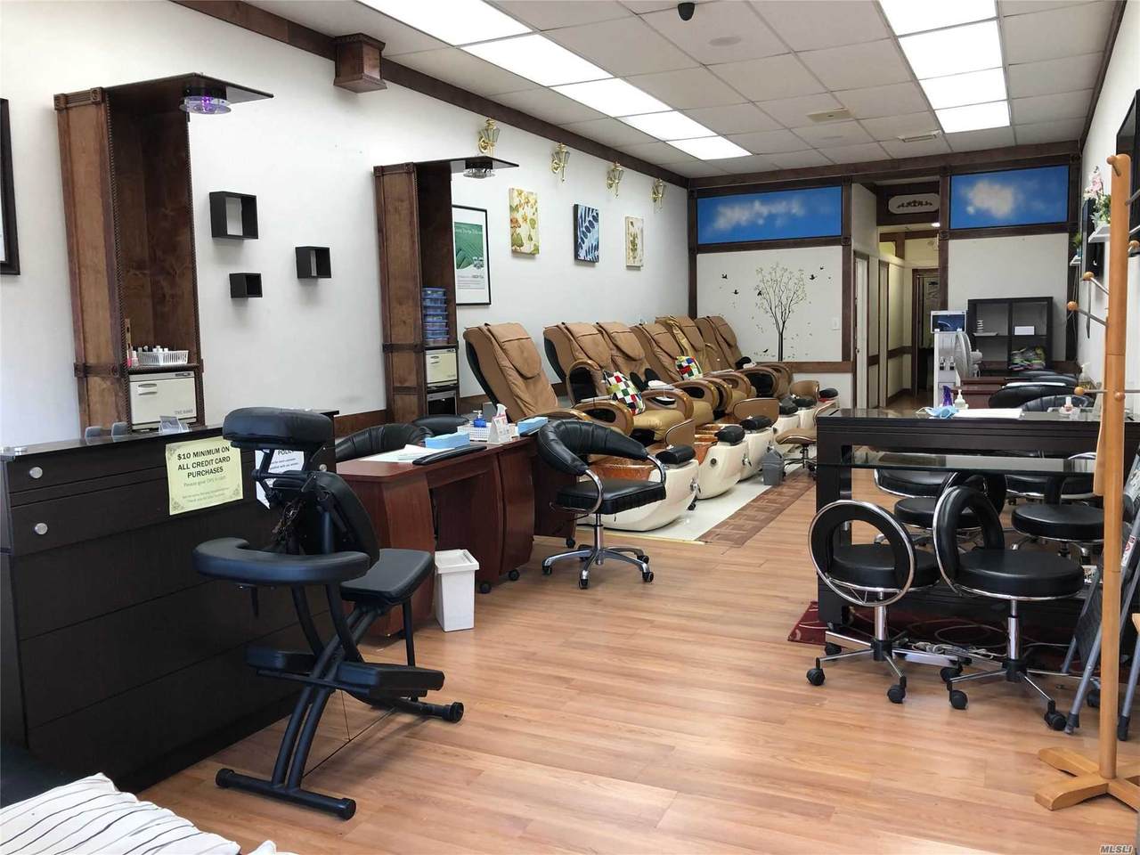 1061 Broadway - Photo 1