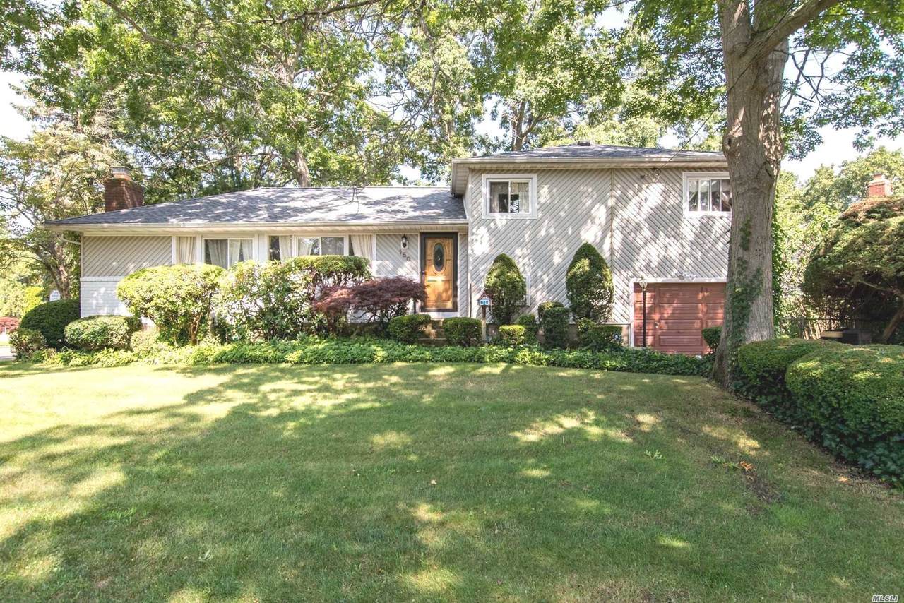 150 East Drive - Photo 1