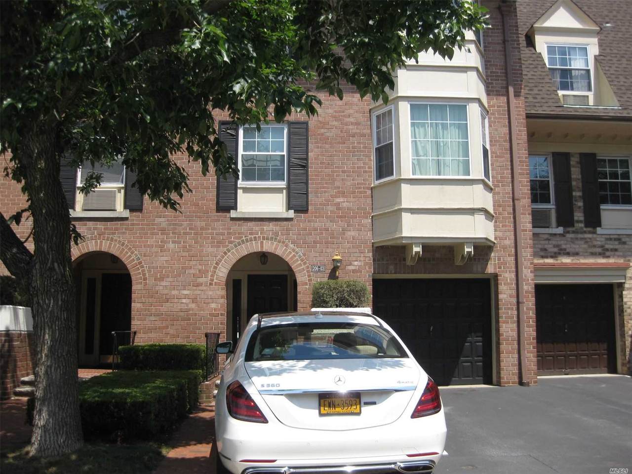 206-03 Lori Drive - Photo 1