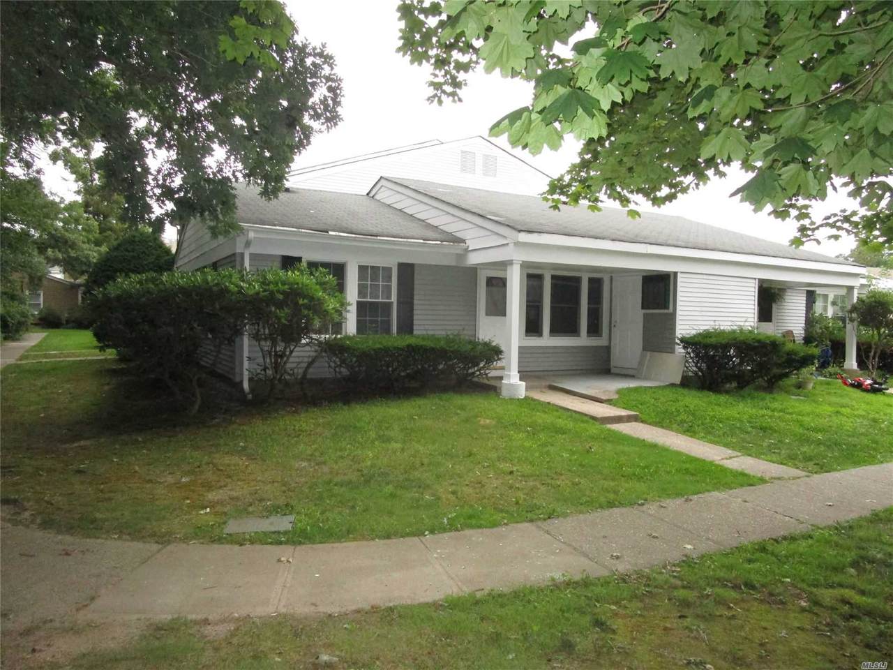 7C Ticonderoga Drive - Photo 1