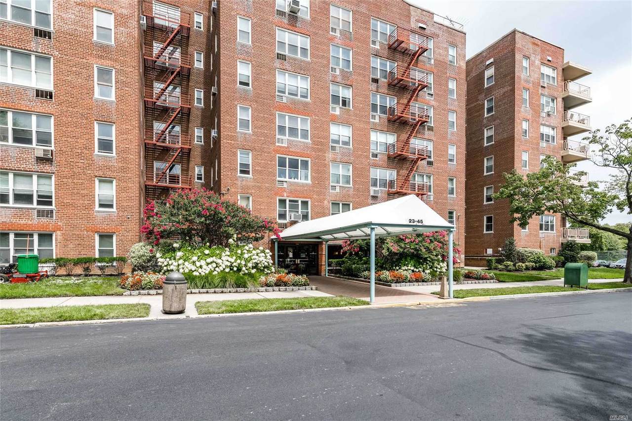 23-45 Bell Boulevard - Photo 1
