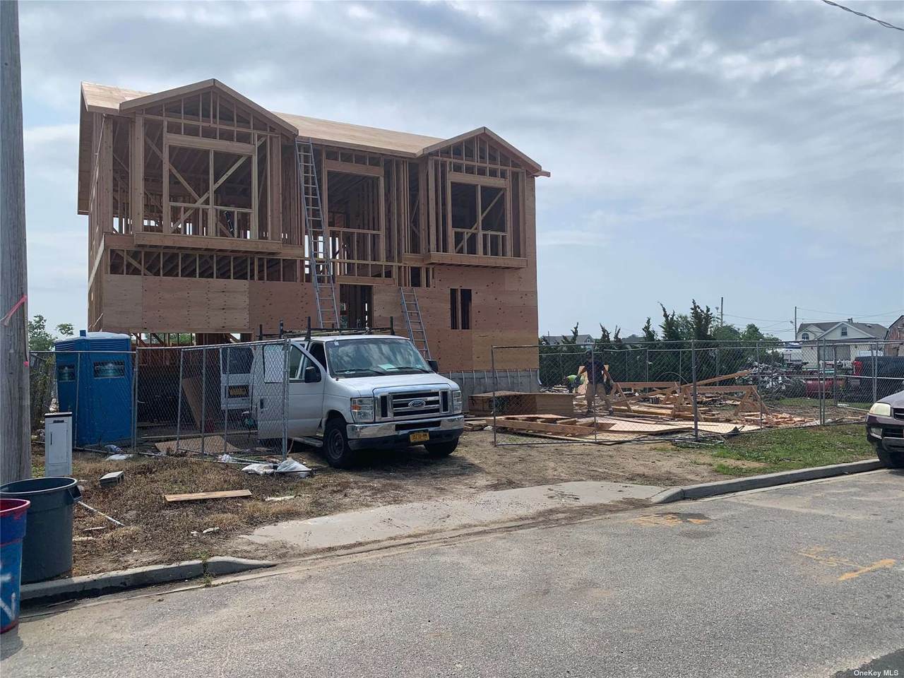 2447 Ellsworth Street - Photo 1