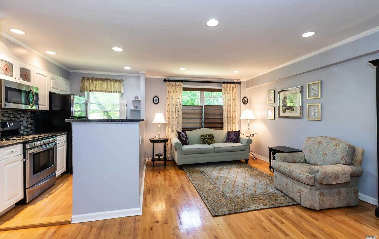 14 Edwards Street - Photo 1