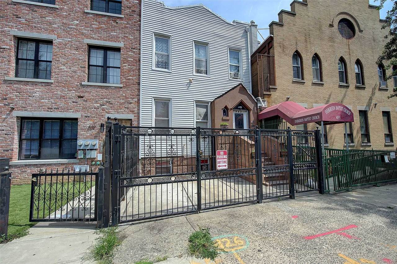 451 Evergreen Avenue - Photo 1