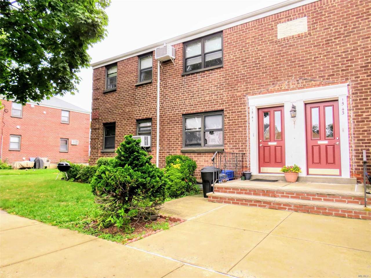 15-41 159th St - Photo 1