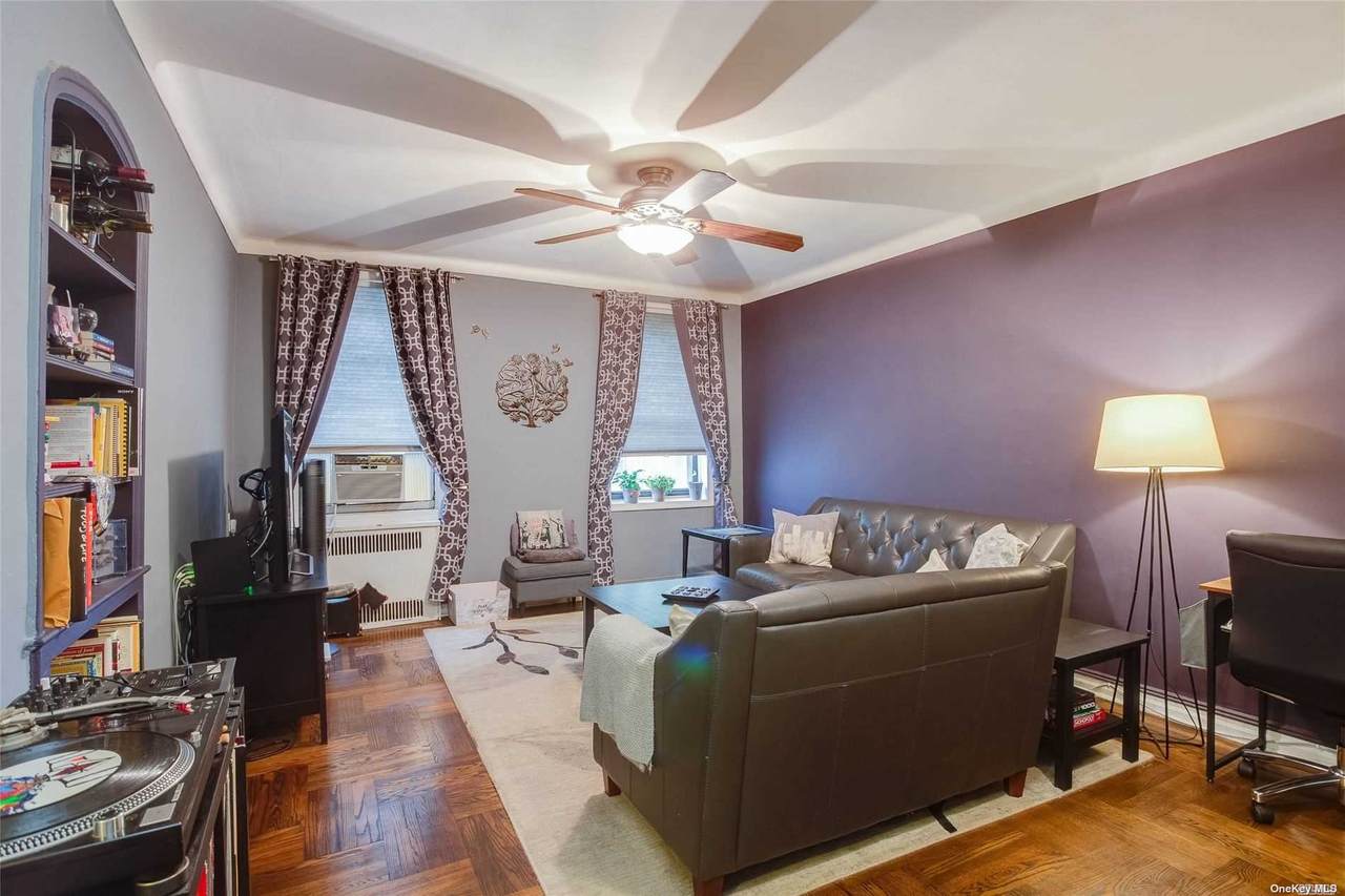 84-51 Beverly Road - Photo 1