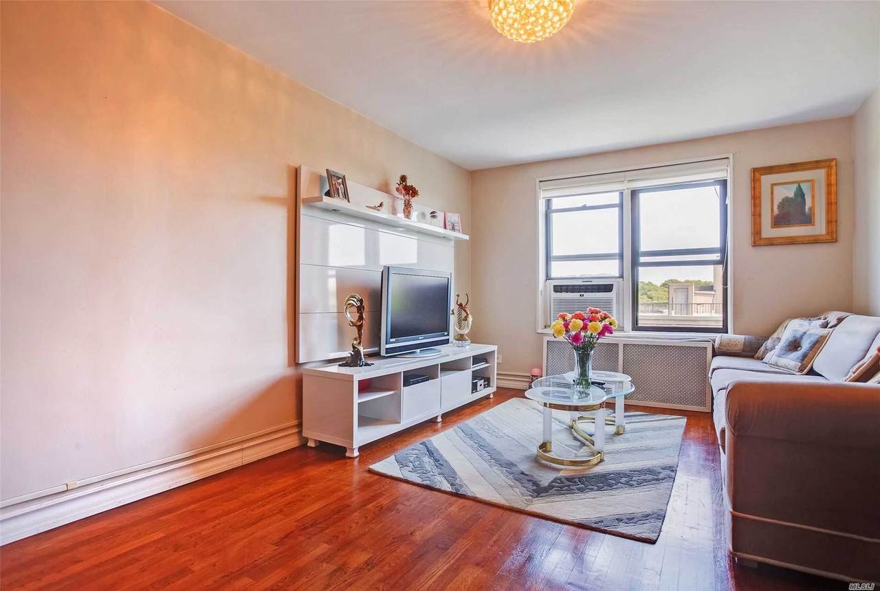 83-75 Woodhaven Boulevard - Photo 1