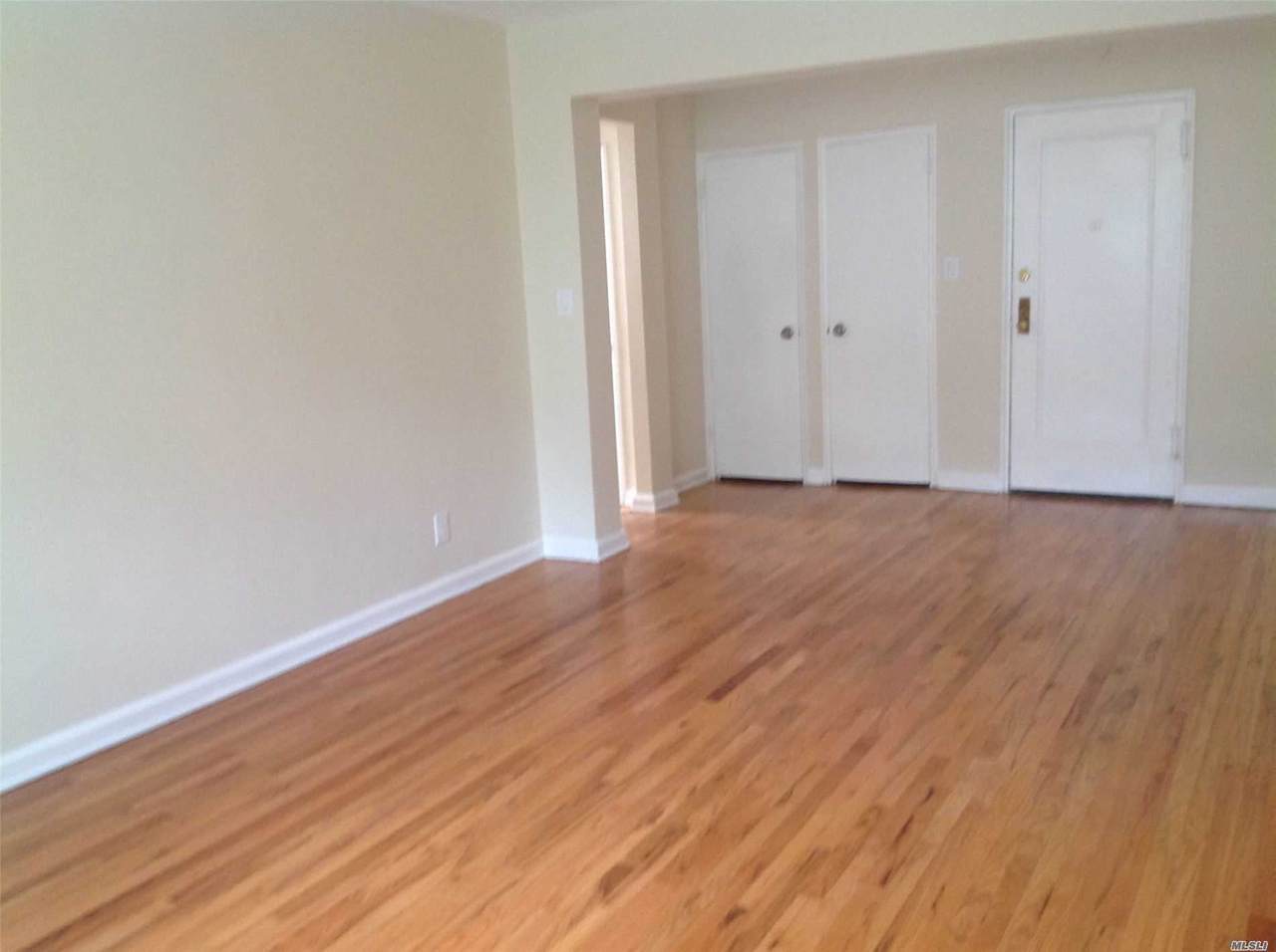 34 Cathedral Avenue - Photo 1